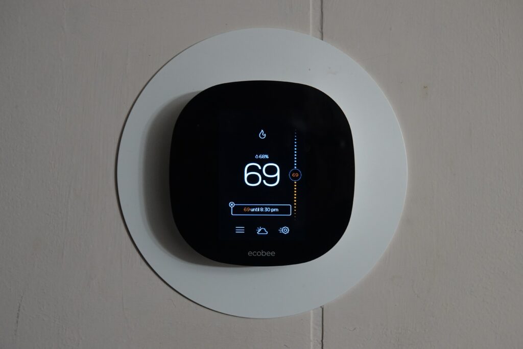 energy efficient smart thermostat